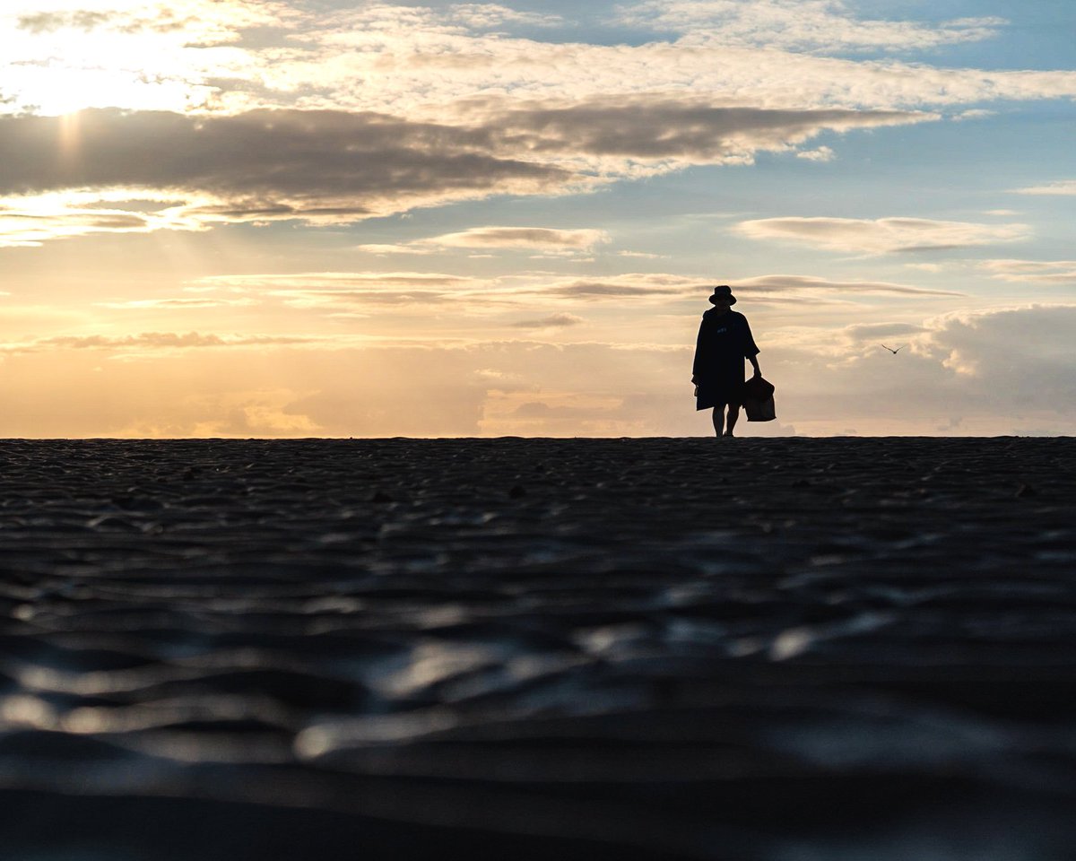 The_fizzler_'s tweet photo. The lone sunset swimmer...

#wildswimming #conwy #silhouette_creative #silhouettephotography https://t.co/altO3l986y