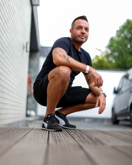 W&uuml;nsche euch einen sch&ouml;nen Start ins Wochenende! 😘😉👍🏼  Fotos by: @martindark3 📸  #portait #portaitphotography<a href="/tag/germany"class="tags"><span>#germany</span></a><a href="/tag/actor"class="tags"><span>#actor</span></a><a href="/tag/weekend"class="tags"><span>#weekend</span></a><a href="/tag/deutschland"class="tags"><span>#deutschland</span></a><a href="/tag/portait"class="tags"><span>#portait</span></a>