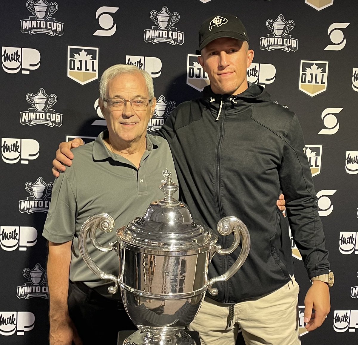 John and I enjoyed this visit with the guest Mr Minto Cup at the presser in Brampton on Monday morning. Pleased to be with John for this pic and a nice chat.