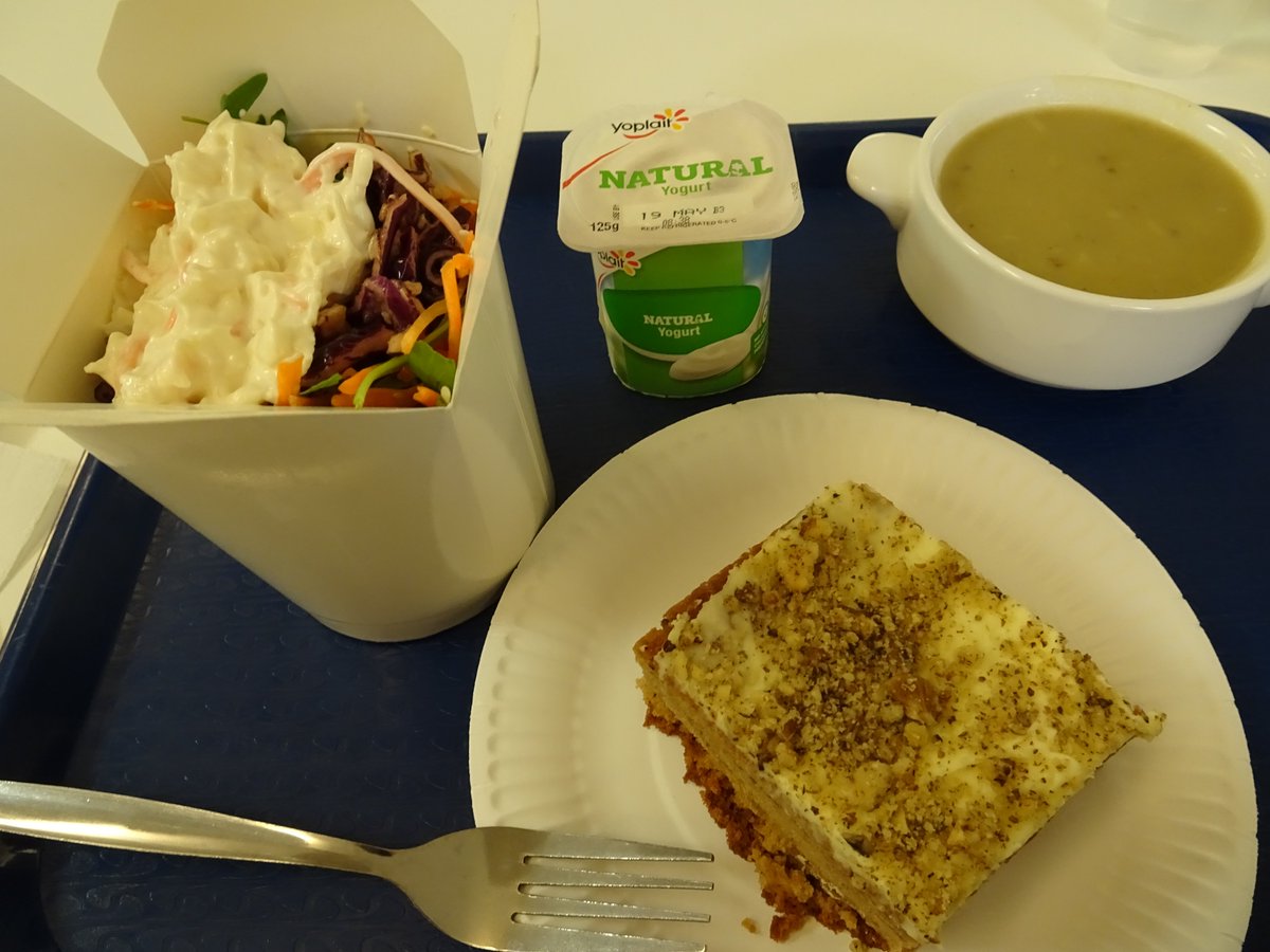 Ireland_ryugaku's tweet photo. トリニティ・カレッジ・ダブリンでランチ
サラダにスープ、ヨーグルトにキャロットケーキ
栄養が偏らないよう、詰め合わせました！

#Ireland #studyireland #englishinireland #アイルランド #アイルランド留学 #trinitycollegedublin #大学 #トリニティカレッジダブリン #留学 https://t.co/7fCX3HX5SH