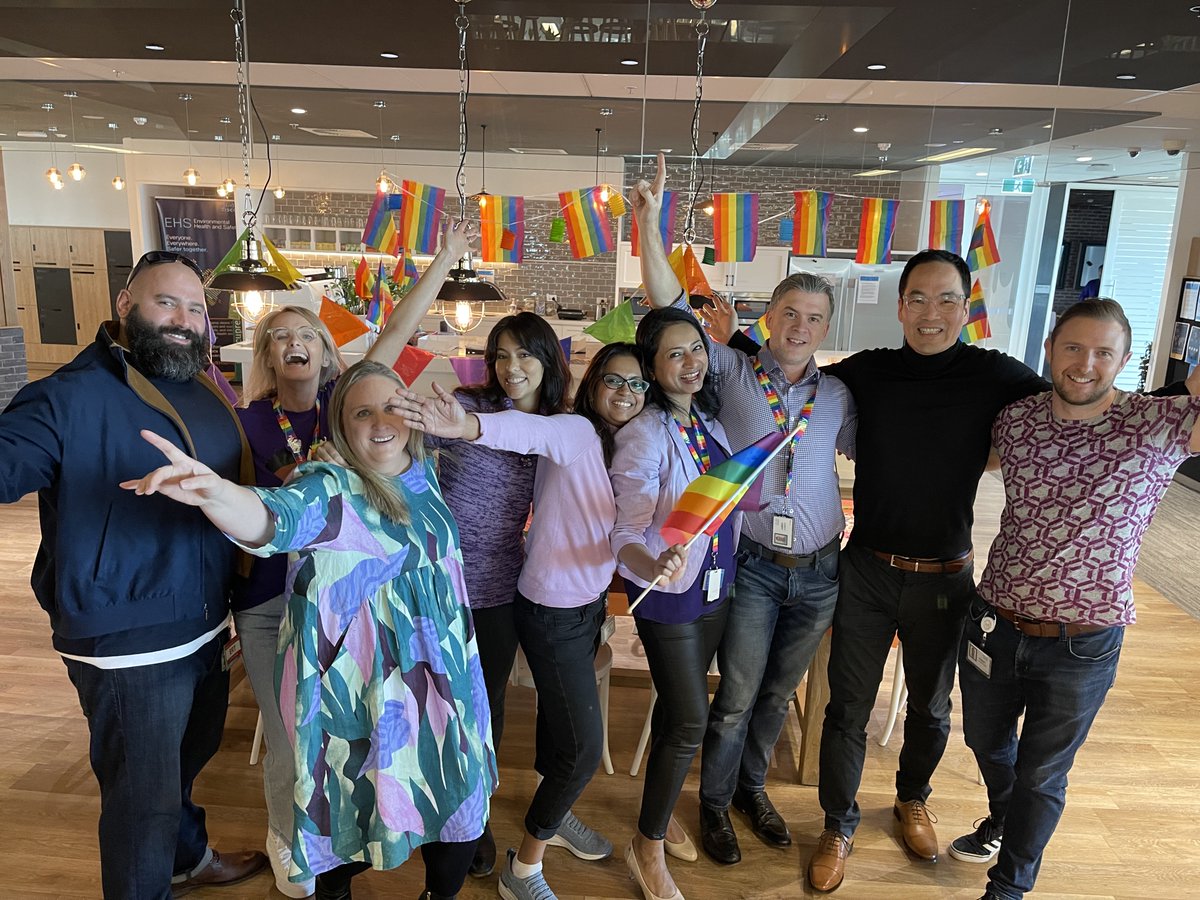 CiscoANZ's tweet photo. We came tog to hear from Glenn Hare, Board Director & Treasurer from @WearitPurple, and Jim Hill, acting Principal at a Victorian school, sharing that wearing purple today is a sign of acknowledgement & respect, & recognises that we're all human. https://t.co/ZnjCd6PTvr #WIPD2022 https://t.co/WZdBf9emZn