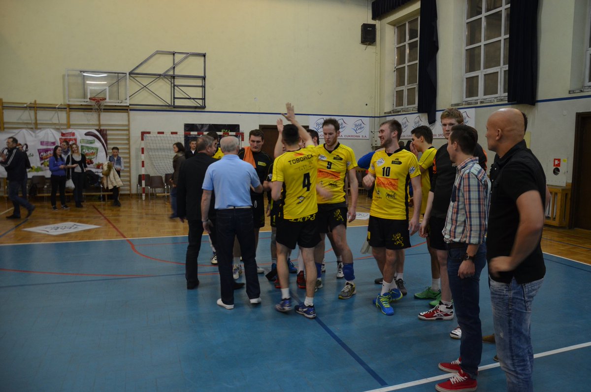 LukLublin's tweet photo. 🔙 Historia, którą tworzymy od 𝟮𝟲 𝙨𝙞𝙚𝙧𝙥𝙣𝙞𝙖 𝟮𝟬𝟭𝟯 💛🖤 https://t.co/GQjHzy47dS