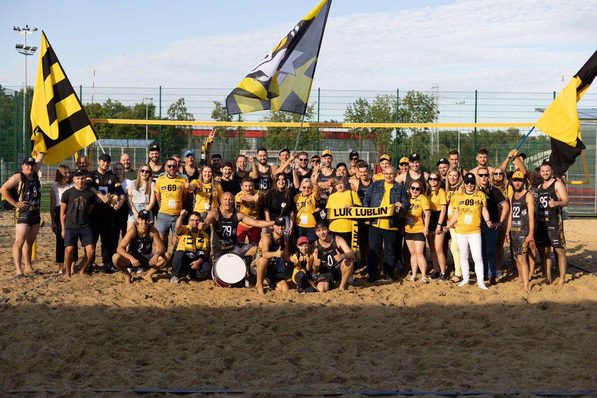 LukLublin's tweet photo. 🔙 Historia, którą tworzymy od 𝟮𝟲 𝙨𝙞𝙚𝙧𝙥𝙣𝙞𝙖 𝟮𝟬𝟭𝟯 💛🖤 https://t.co/GQjHzy47dS