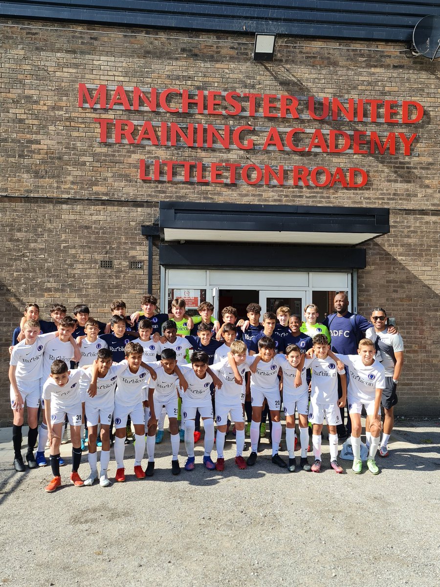eplsports's tweet photo. Blue Devils FC having a fantastic time in England.  The 2nd part of the tour saw them play friendly matches vs Stoke City &amp; Manchester United, visit Old Trafford and Anfield and experience a fantastic presentation by Paul Mcguinness ..... Next stop London! https://t.co/N6NSWbIgYc