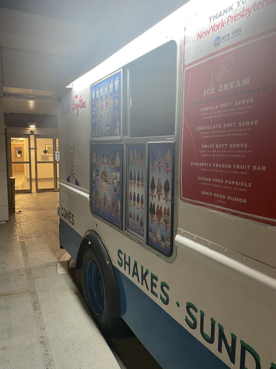 Doctorkukie's tweet photo. Carbs don't exist when you work nights. #nightcrawler #hospitalist #medtwitter #internalmed https://t.co/dXi3OgH3Je