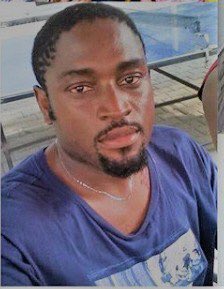 IgboHistoFacts's tweet photo. Joe died for humanity.

In July 2018, Joe Blankson swam 13 times and rescued 13 people out of drowning 25 people involved in a boat accident in Rivers State.

On his 14th attempt to rescue another person, he got exhausted and drowned.

Let's Retweet to celebrate this hero 🙏 https://t.co/WsoA63FJEB