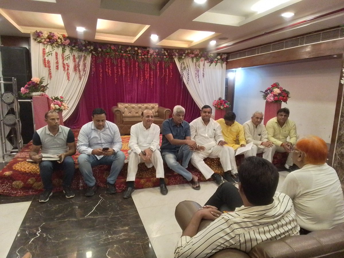 aapfbdofficial's tweet photo. https://t.co/S77Hf53oUM

@aapfbdofficial @ArvindKejriwal @msisodia @AamAadmiParty @pankajgupta @ipathak25 https://t.co/zRW6wNeiAy