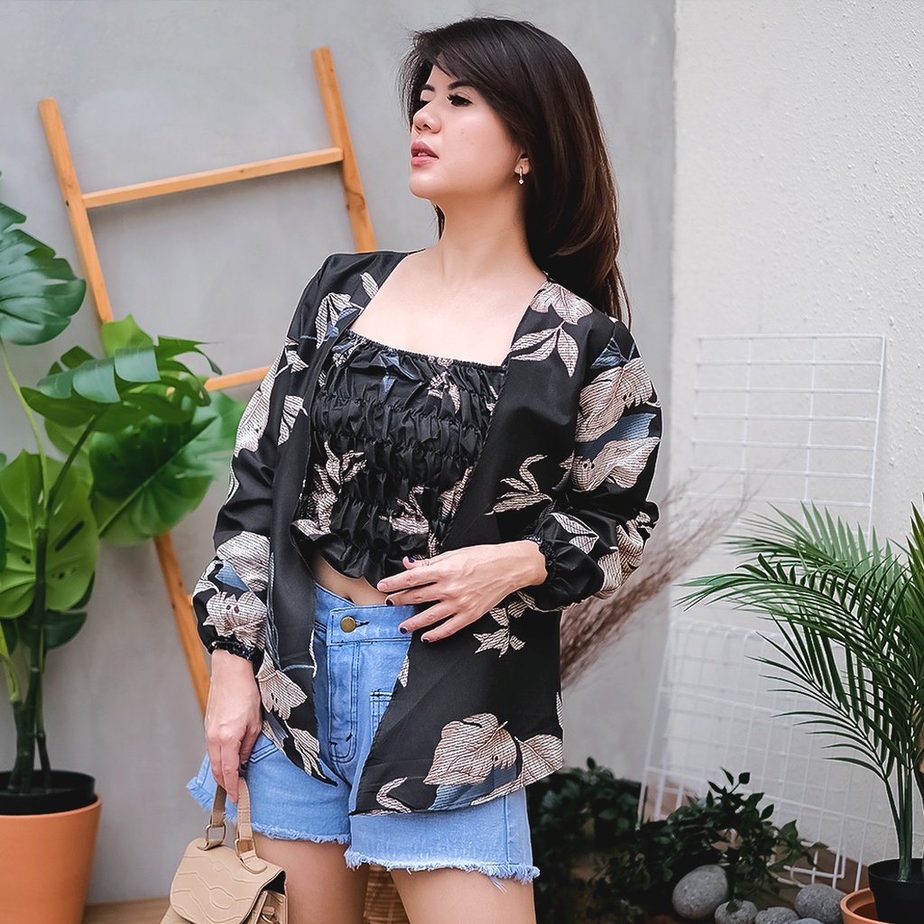 alicembun's tweet photo. ✨ One set silena ✨ atasan kerut + outer 🔥

🔗 https://t.co/QRrfjE82lX

Ginting Batuk Bikin Parno Sisca Kohl jihyo Daddies Joshua Sambo mingyu Bandung Jokowi mantap https://t.co/wY8eGCGwJw