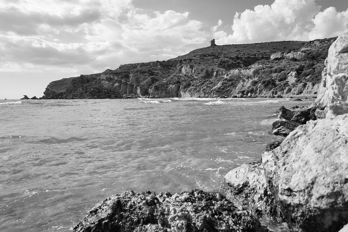 HelmutBerta's tweet photo. The #peacefull #beach of #realmonte
#sicilia #agrigento #siciliavibes #bw #blackandwhite #summer #leica #leicaq #photography #documentingfamily https://t.co/QyAcHVsD0k