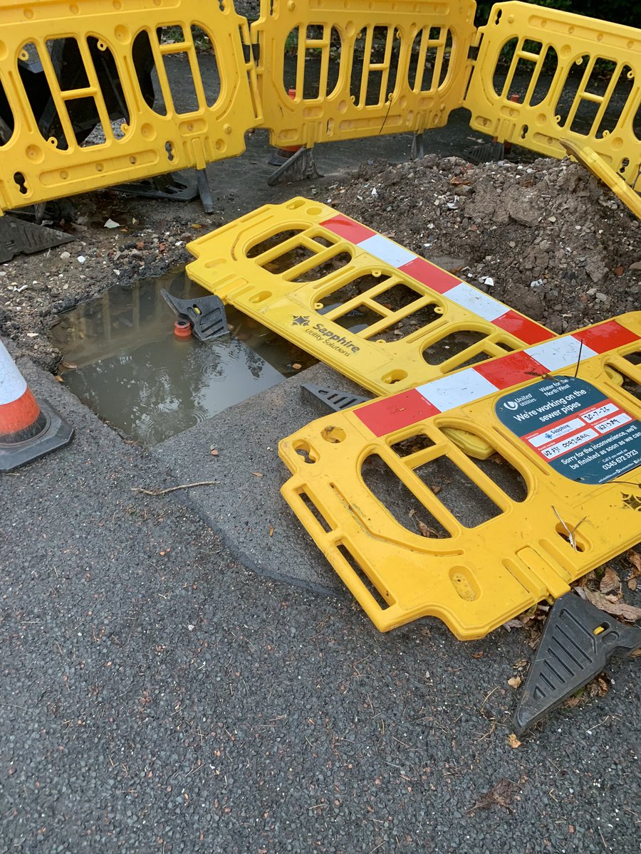 ianvevers's tweet photo. @unitedutilities can you please advise what is happening with this leaking sewage was meant to be completed 30/7/22. Still leaking and barriers all over the floor. @fyldecouncil https://t.co/xFRl3fcvli