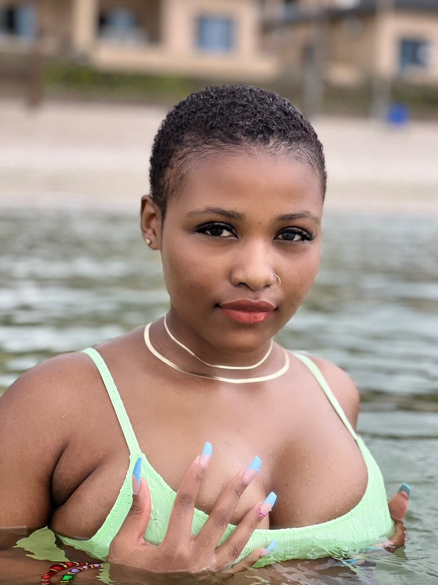 hope-on-twitter-rt-musawenkhosi23-next-time-i-hold-someone-down-it