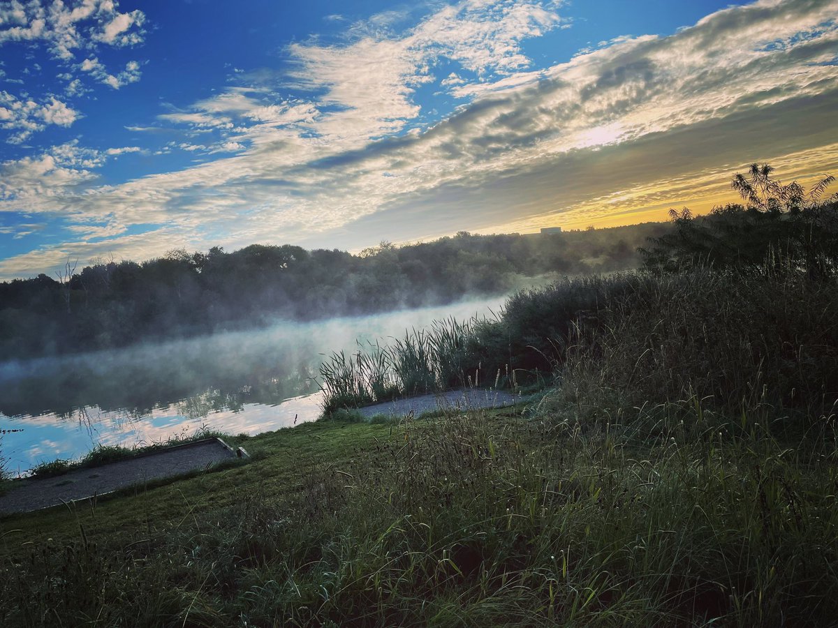 iamzavagno's tweet photo. Mist coming off the lake on this morning’s cycle in to work.
#NutbrookTrail #Derbyshire https://t.co/MJfLw0KKzF