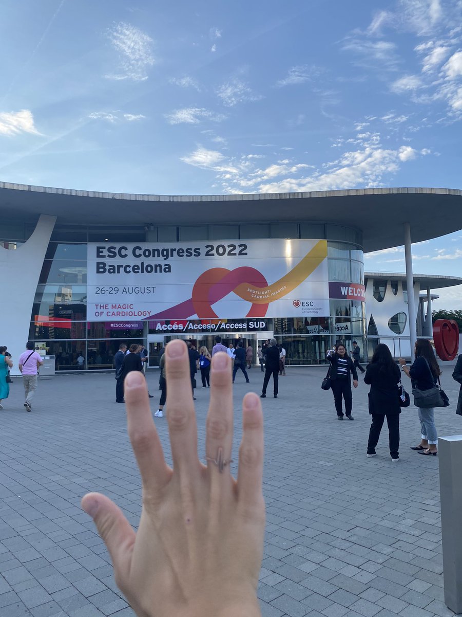 Let the show begin 🫀✨ #ESCCongress