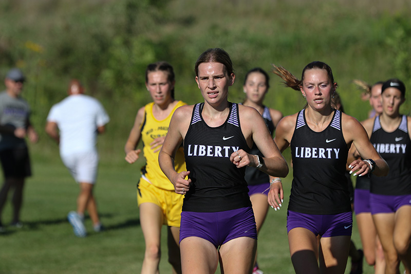 rmmurken's tweet photo. Wang Leads West High at Season-opening Earlybird Invite 
https://t.co/eJoN8MM5ph https://t.co/7TKzDg9m1Z