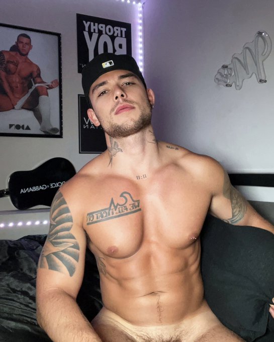 Wanna see my private photos? Message me for details 💦👅 https://t.co/3nsHgyI5jz<a href="/tag/thirsty"class="tags"><span>#thirsty</span></a>