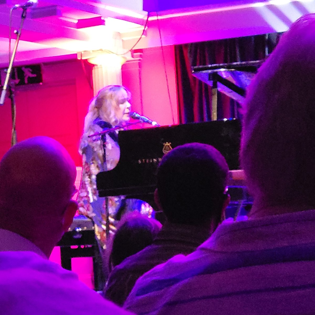 janiealex's tweet photo. @gretchenpeters what an absolutely stunning performance! Thank you x https://t.co/FyMTFcY9h3