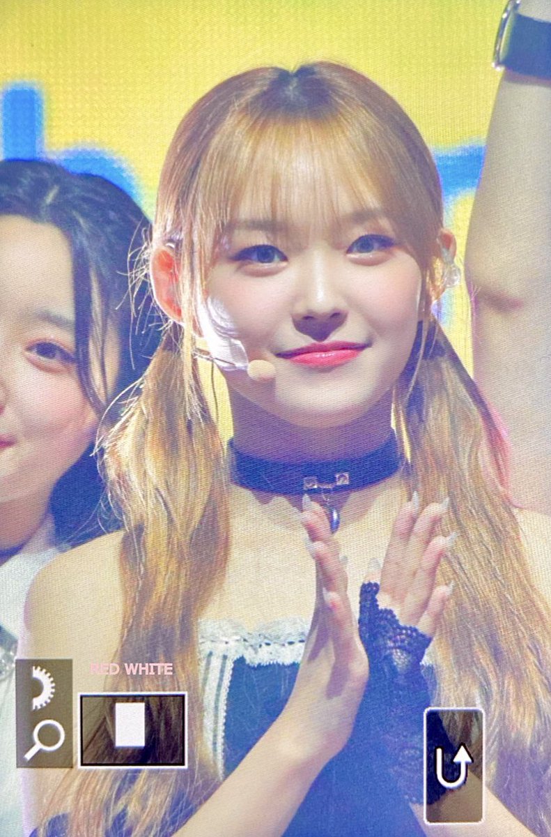 REDWHITE0614's tweet photo. 220825 프리뷰

#라잇썸 #LIGHTSUM #유정 #이유정 https://t.co/CfQrFtm8Cv