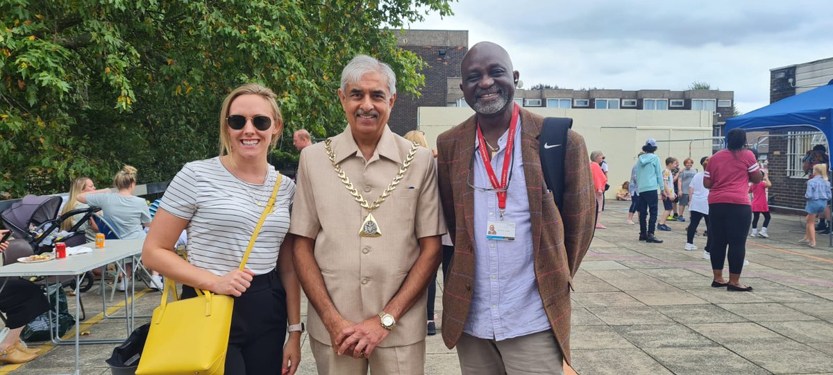 Sunil Chopra (@sunilchopram) on Twitter photo Earlier this week, we celebrated Annual Fun Day at Bede House with young residents of the Borough and my friends Sunny and Cassandra Lewis. I really appreciate the initiatives taken by the Bede House to promote the welfare of children. <a href="/bedehouse/">Bede House</a> Earlier this week, we celebrated Annual Fun Day at Bede House with young residents of the Borough and my friends Sunny and Cassandra Lewis. I really appreciate the initiatives taken by the Bede House to promote the welfare of children. <a href="/bedehouse/">Bede House</a>