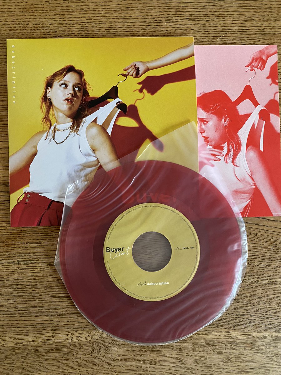 redwave1963's tweet photo. カラーレコードでした😸
#BuyerClient #dabscription #ヤバT
#限定盤 #高額転売やめれ https://t.co/ccwreMSsHF