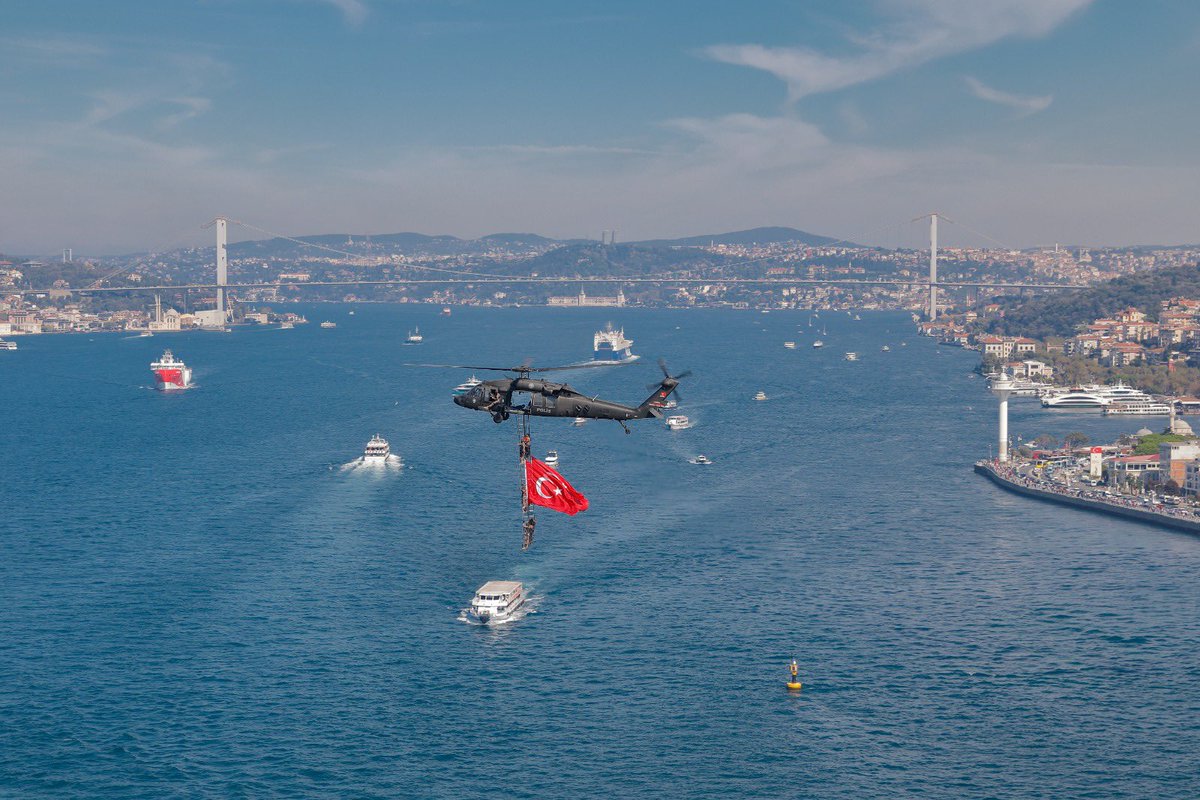 Ebediyen dalgalanacak...🇹🇷🇹🇷🇹🇷