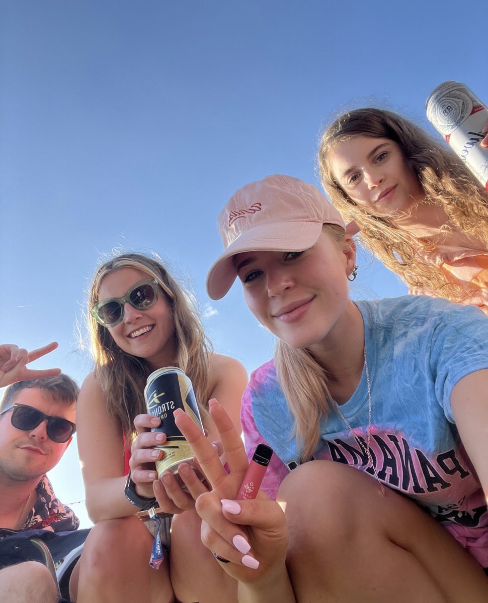 deanawray_'s tweet photo. #NoMusicOnADeadPlanet @OfficialRandL https://t.co/BfHdDj4CYc