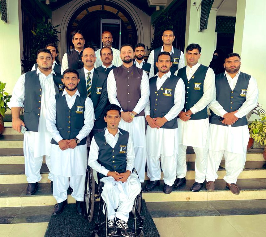 Vjshahzadkhan's tweet photo. The pride 🏅 🎖 🥇 @NoohDastagirBut @ArshadNadeemPak #altafurrehman #shahhussainshah #inayatullah #aliasad #zamananwar #shariftahir #muhammadinam 🇵🇰 https://t.co/TMoDcGFkOj