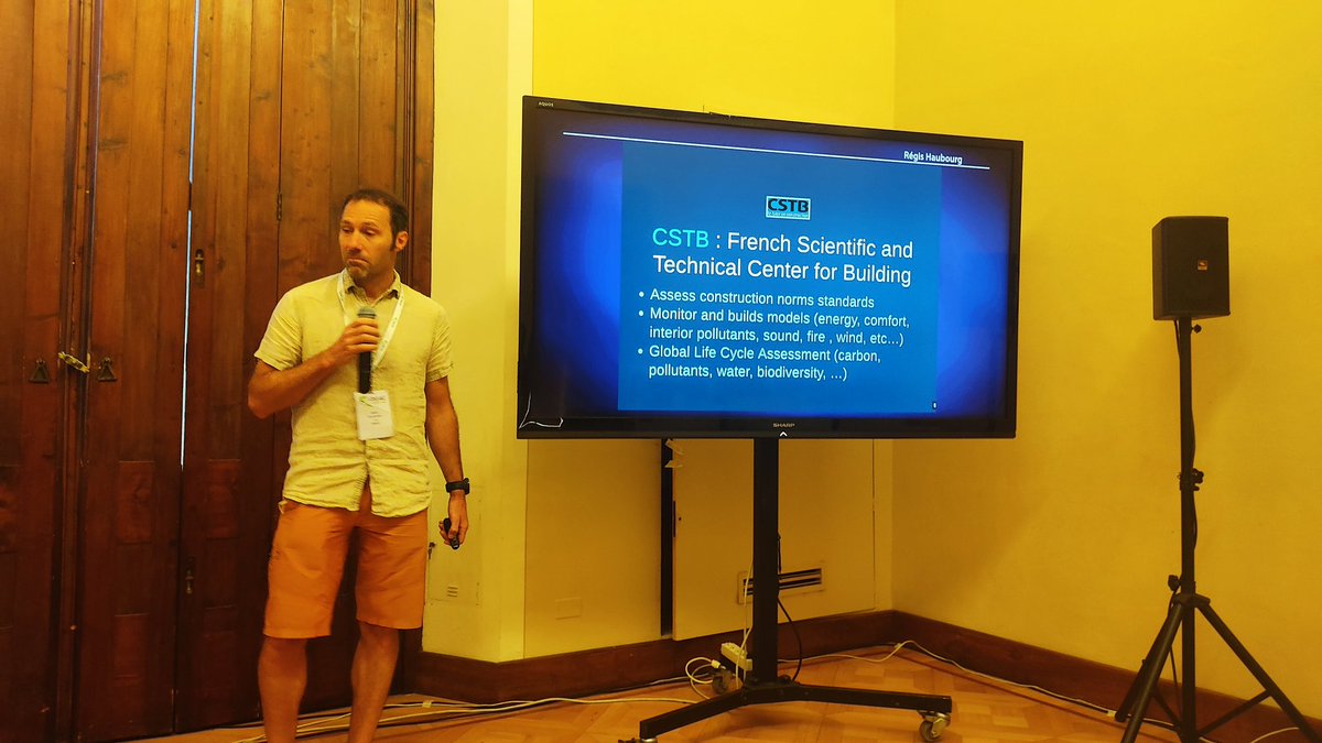<a href="/RegisHaubourg/">Régis Haubourg</a> speaks about digital strategies @cdtb_fr especially how to build a national buildings database using #FOSS4G 

#FOSS4G2022
