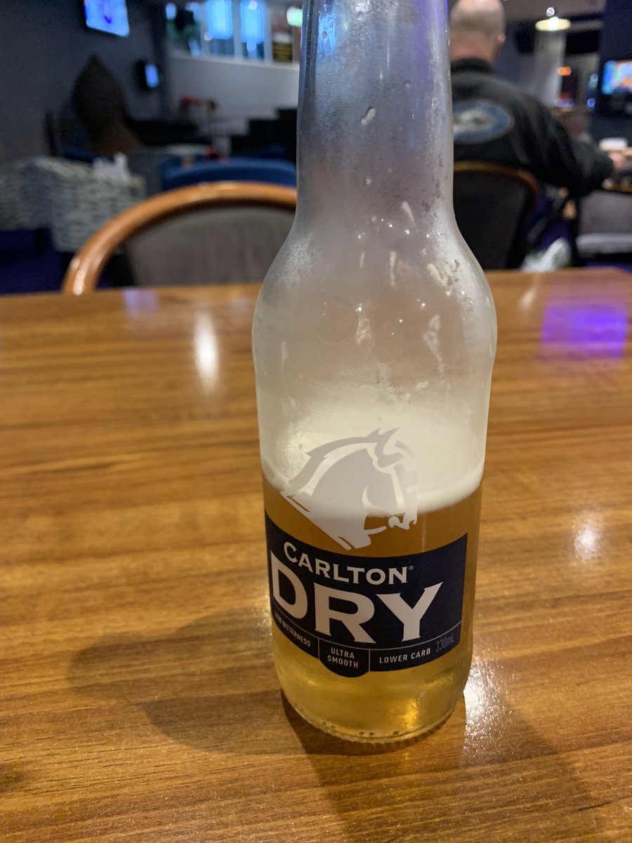 moe2198's tweet photo. Cheers to the end of my first week in my new job. #beers #FridayFeeling https://t.co/VQDCHOiph0