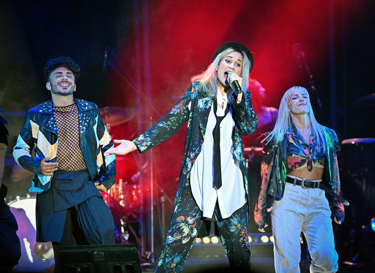 TerritorioMusi's tweet photo. Extraordinario espectáculo el que anoche ofrecieron, en La Plaza de Toros de #Albacete, el gran tributo Gira Kiss FM 20 Aniversario #MECANOEXPERIENCE, ¡hasta la próxima, artistas! 💛 🎤
📸 #VisionPressAlbacete
#territoriomusical #tributomecano #albacete #visionpressalbacete https://t.co/OVVOrnhnoP