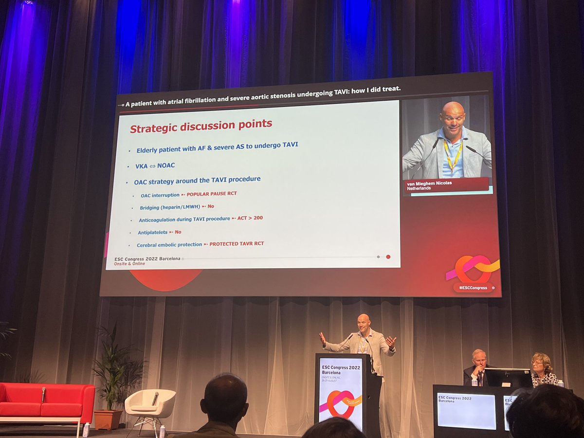 KardiologieHH's tweet image. 5/ A patient with atrial fibrillation and severe aortic stenosis undergoing TAVI: #HowIdidIt!
by @drnvanmieghem

#ESCcongress 

@mirvatalasnag @franzone_anna