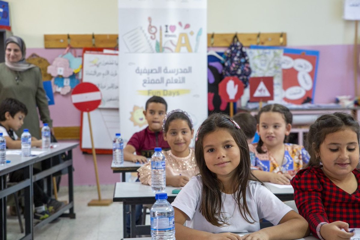 UNICEFpalestine's tweet photo. H.E Marwan Awartani Palestine’s Minister of @moeheps &amp; @UNICEFPalestine’s @LelmiU, visited the #STEM innovative learning environments for Palestinian #children in the #West_Bank. Thanks to Australia's @DFAT in Ramallah, @NorwayPalestine, #Koica &amp; @EduCannotWait for their support. https://t.co/RajbMcahGV