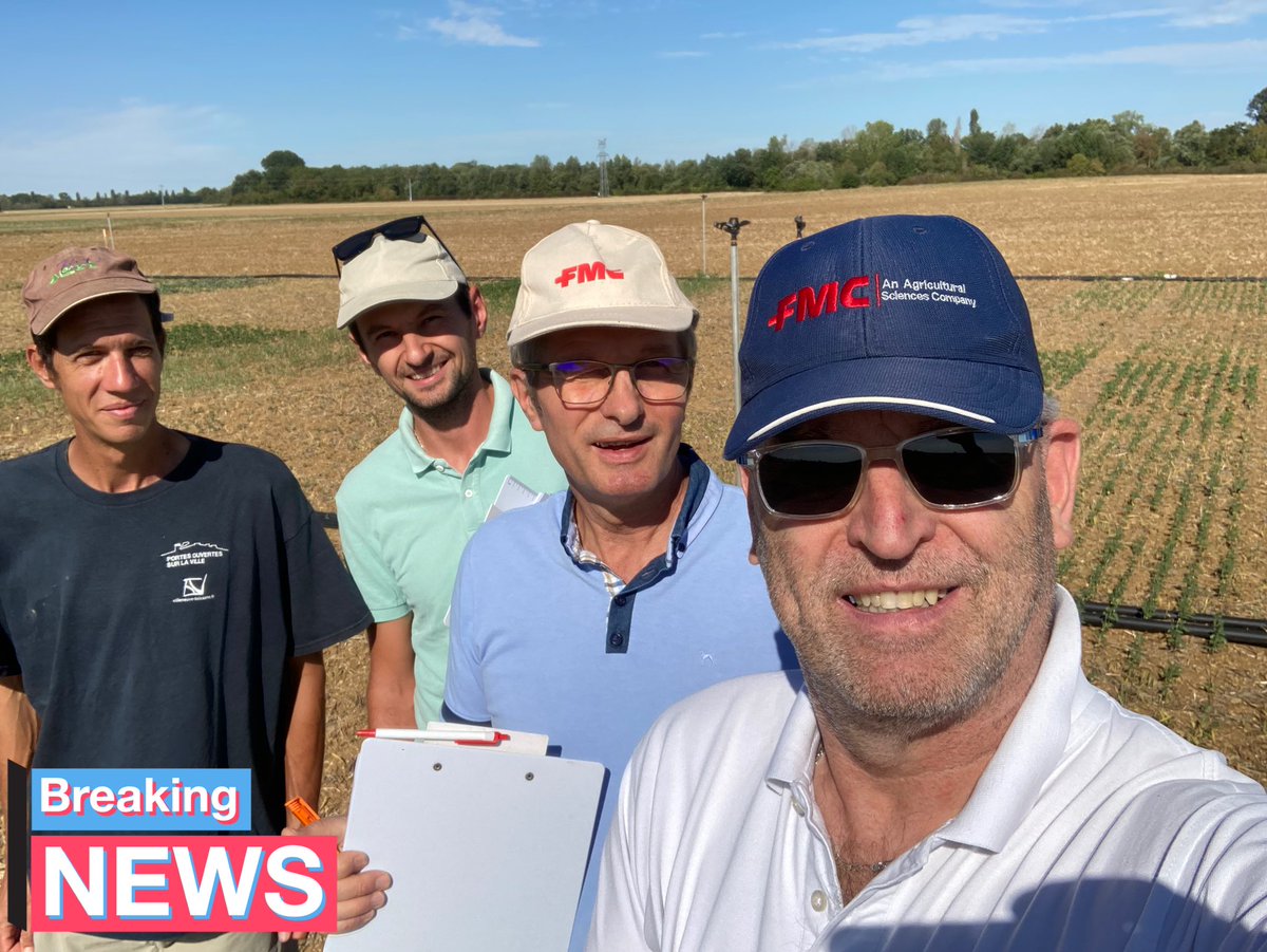 Christianp_FMC's tweet photo. La dernière visite d’essais pour moi après 40 années à arpenter des champs d’essais au service de la protection des plantes. J’ai pu découvrir et développer tant d’innovations. Fier du travail accompli. Merci à celles et ceux qui m’ont accompagné. #TeamFMCAgro @Phyteis @vegephyl https://t.co/mim4E0NfDQ