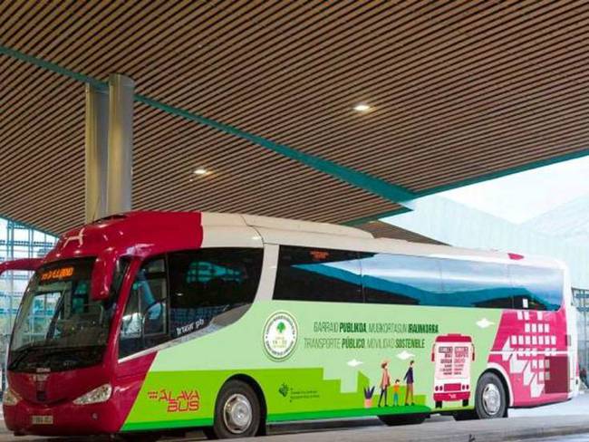 SERVitoria's tweet photo. #LlanadaAlavesa | Se retrasa a 2023 la nueva línea foral de Alavabus entre Vitoria y Agurain
https://t.co/u4dtjd7lYD https://t.co/orcy1S1CxH