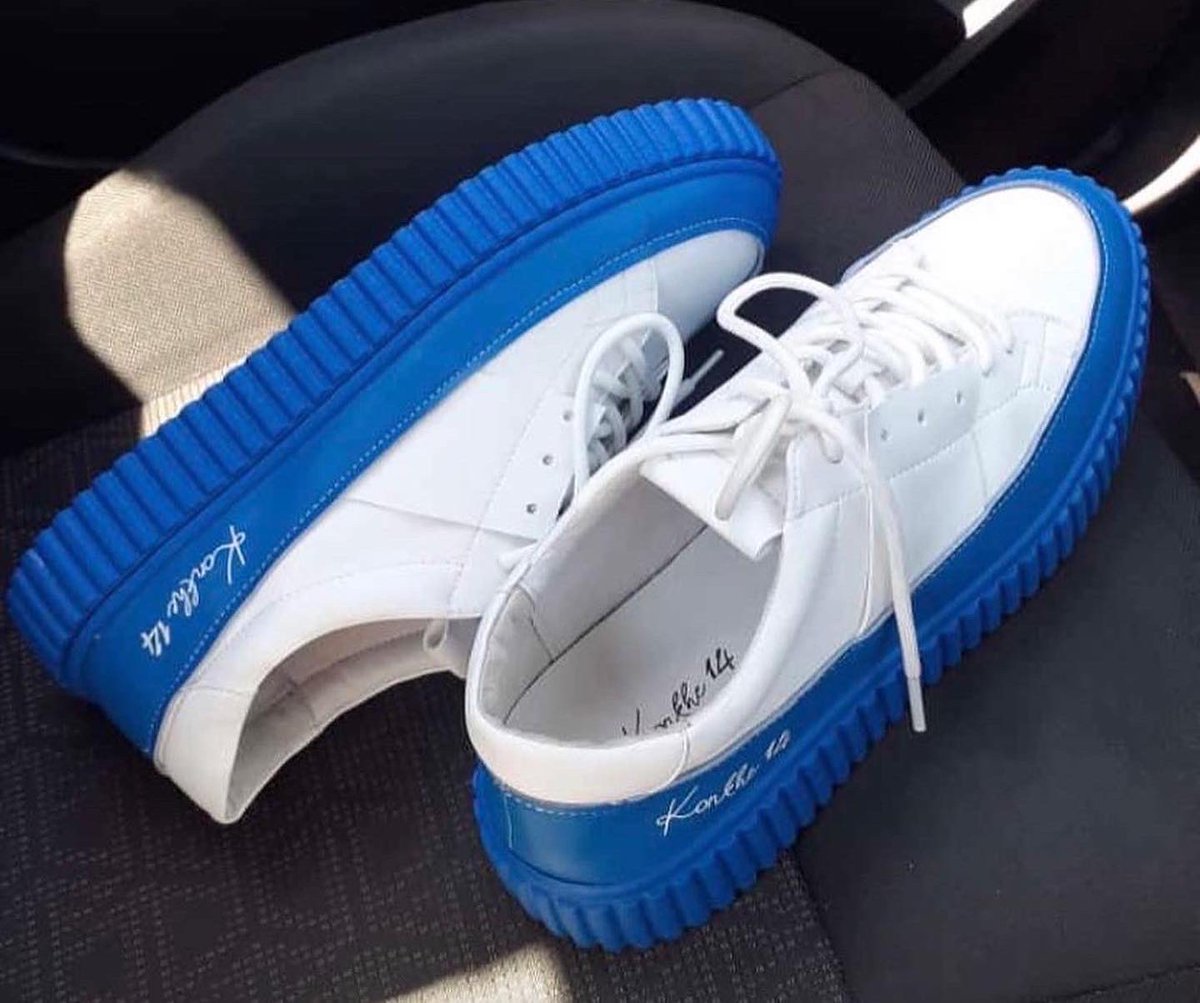 KonkheC's tweet photo. Konkhe kuhamba kahle clothing Sneaker giveaway 👟❤️💃

Comment with your sneaker size along with
#konkhe14storegrandopening  and stand a chance to win 🏆

Coolest clothing brand in SA ❤️ https://t.co/q5LNdtEihI