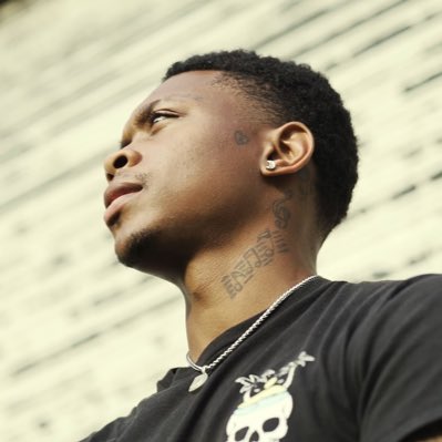 YngApollo's tweet image. #NewProfilePic