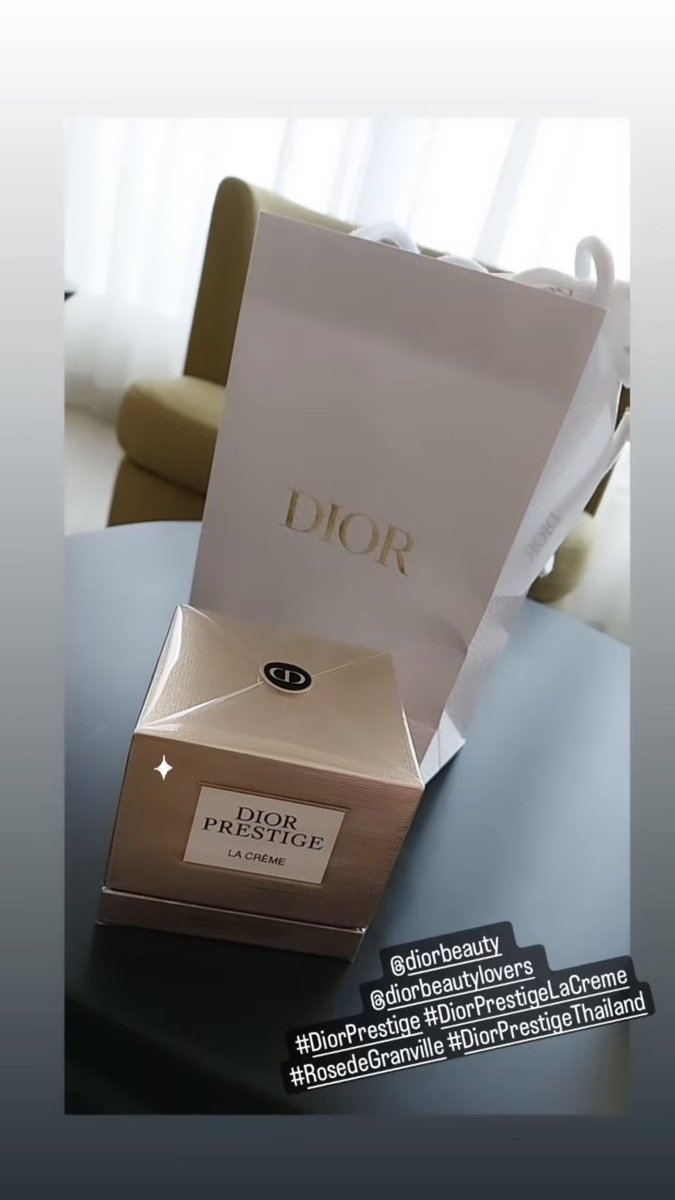 เฌอใช้ Dior  

#DiorBeautyxCherprang