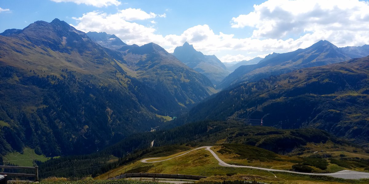 StantonReview's tweet photo. Hoping to brighten your day with these stunning shots! 😍
#stantonamarlberg
👉 The Weather: https://t.co/SYkLXrS8vx
👉 Events: https://t.co/2XVmcWYxtX
👉 Accommodation: https://t.co/5IKix0I8rI
📍#Galzig - #Maiensee - #Stiegeneckkapelle
📸 S. Falch https://t.co/x7DDXL0CQA