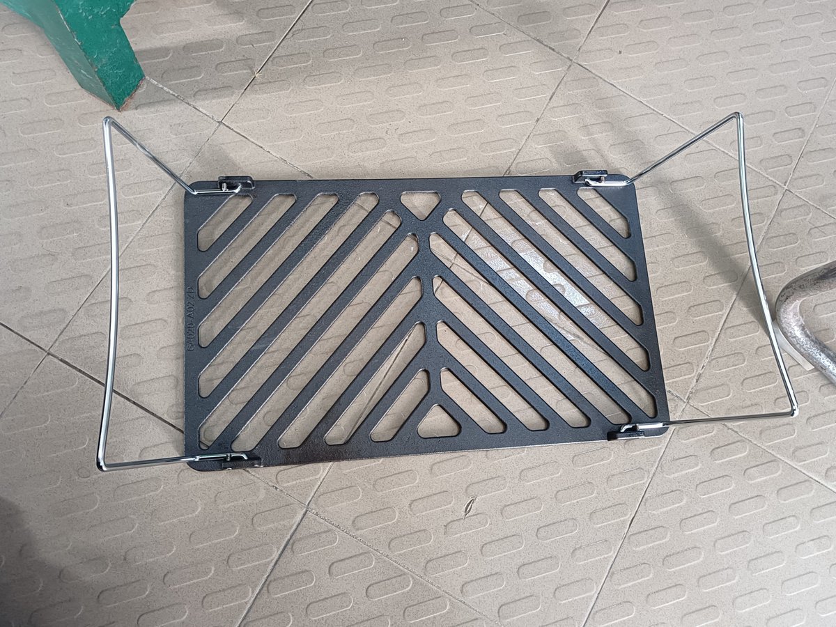AlisaZhou88's tweet photo. Our main products are various kinds of barbecue tongs , skewers, barbecue forks，grilling brushes , outdoor shovel , grilling tools , kitchen ware , 
outdoor bbq grill basket&amp;pan ，pizza plates，stainless steel whistling kettle etc   
WhatsApp:+8615764065799
#castiron 
#COOKWARE https://t.co/VS1cz2kVxV