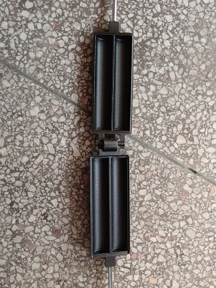 AlisaZhou88's tweet photo. Our main products are various kinds of barbecue tongs , skewers, barbecue forks，grilling brushes , outdoor shovel , grilling tools , kitchen ware , 
outdoor bbq grill basket&amp;pan ，pizza plates，stainless steel whistling kettle etc   
WhatsApp:+8615764065799
#castiron 
#COOKWARE https://t.co/VS1cz2kVxV