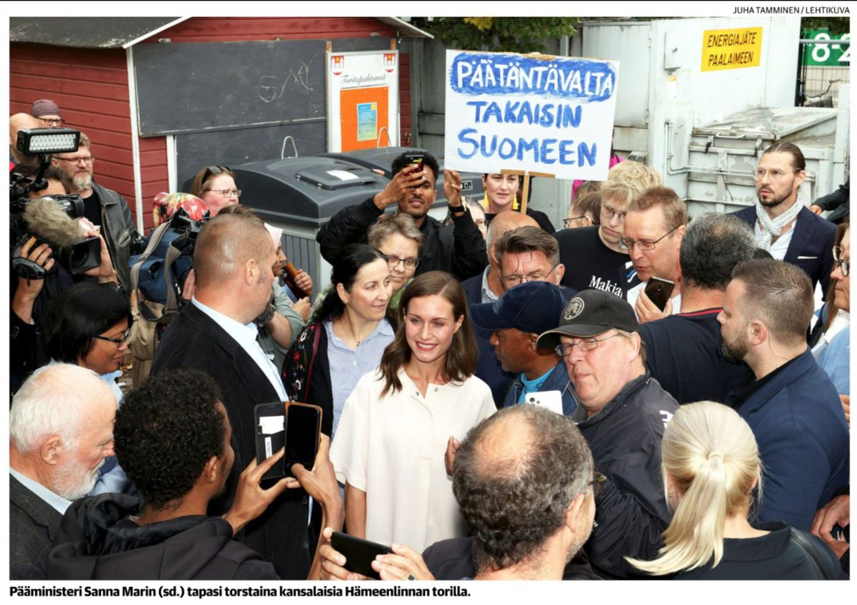 pesukarrhu's tweet photo. #kesärata22 #marin #SannaMarin #jauhojengi #bilekohu #bilegate #tissigate #demarit #hallitus #politiikka https://t.co/PxwoCR7MjE