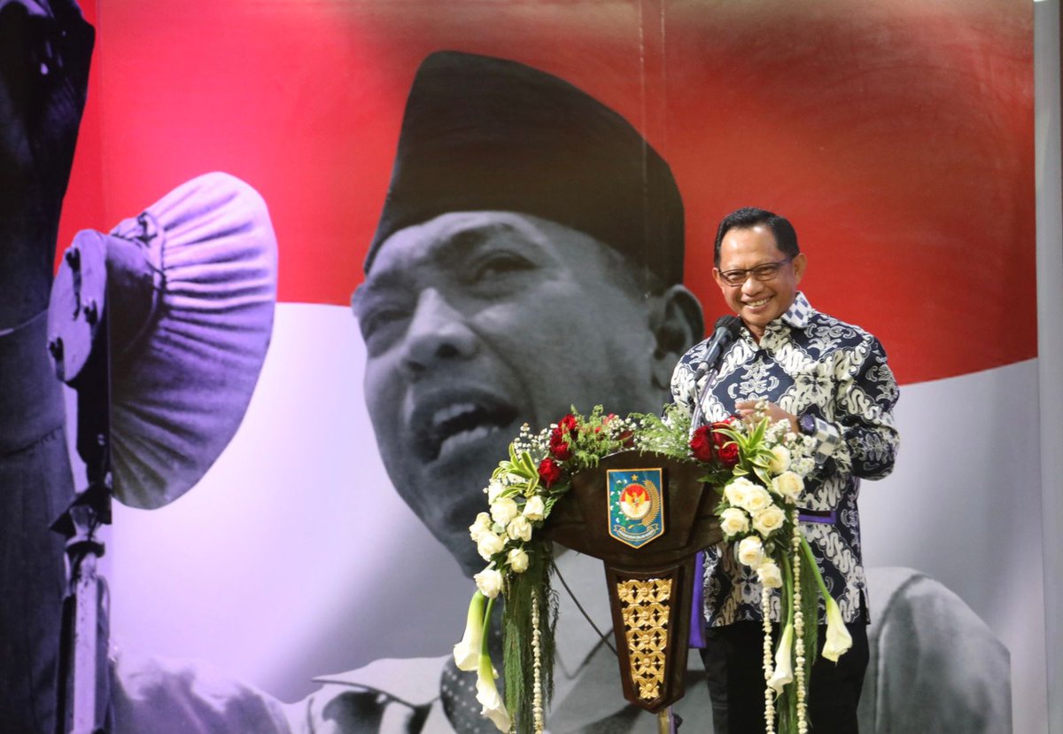 Mendagri Tekankan Pentingnya Membangun SDM lewat Bidang Pendidikan - tandaseru.id/2022/08/26/men…