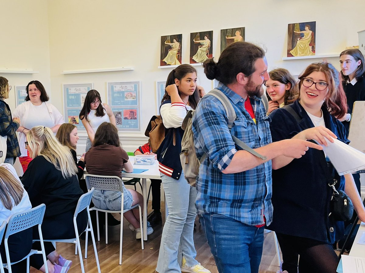 LittleArtSchool's tweet photo. Itβs a brand new term and thanks to the lovely Kathleen your Little Art School team are ready, organised and all set to welcome you next week!
See you all soon!
π¨πβ¨π
#newterm #autumn #youngartists #structuredartcourse
#littleartschool #webuildselfesteem https://t.co/KFzvxMWdQp
