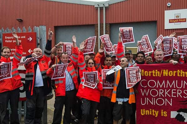 OfficeServUK's tweet photo. Royal Mail workers have gone on strike today. We’re sorry this strike action is likely to cause our customers some disruption to their normal mail forwarding.  Please see the Royal Mail website for more information. All FedEx services should be operating as normal. #RoyalMail https://t.co/tdomGTZtU9