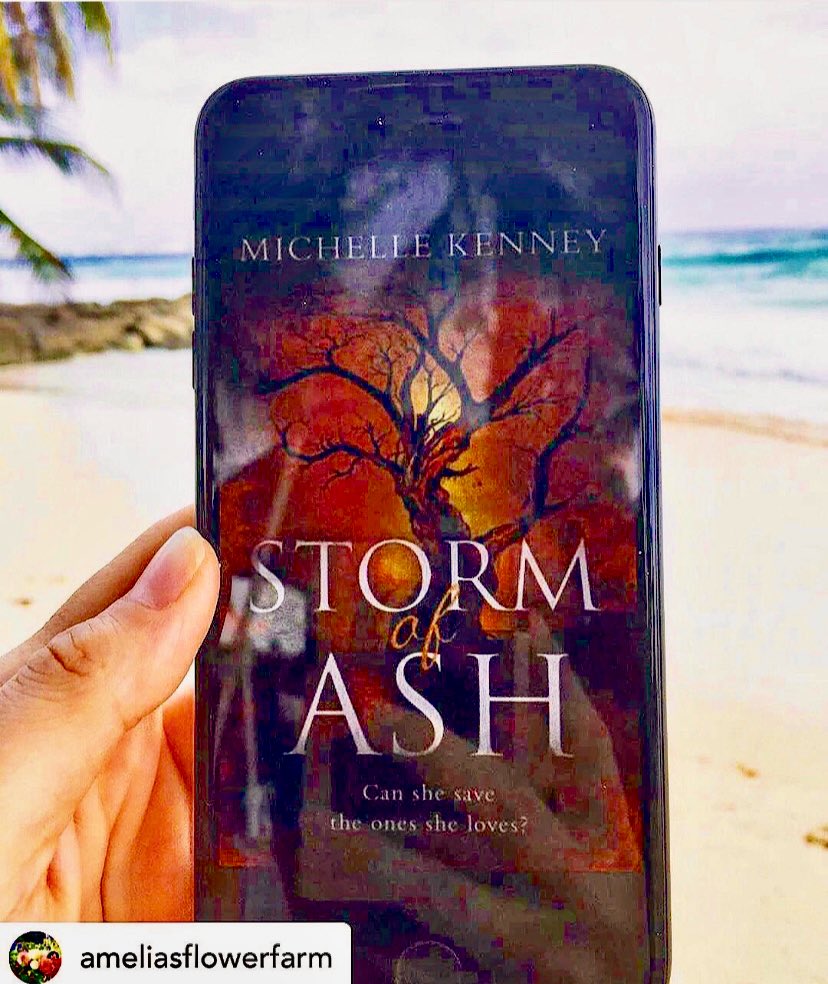 MKenneyPR's tweet photo. When you glimpse your feral book in the actual wild! 🥰 If a dystopian war-torn Exeter, Roman myths & rogue genetics sound like your kind of escape #BookofFire series is on offer this weekend:
🔥 https://t.co/TsbZ0cdAwL🔥
‘Hauntingly beautiful’
‘The Hunger Games meets mythology’ https://t.co/yOiNihMm3j