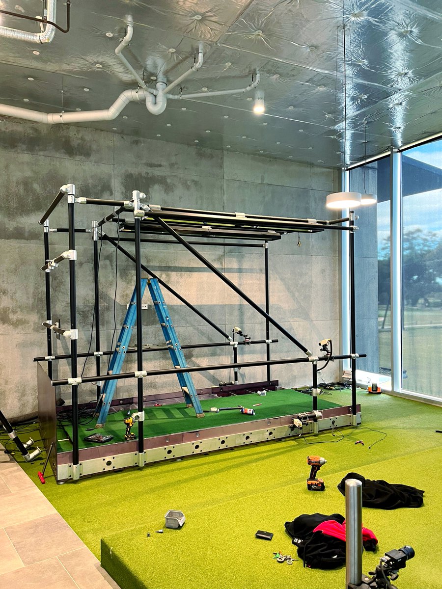 The original putting studio at Carrara is being dismantled and will be replaced with a new studio with all the latest tech. Same putter fitting but better.

coolclubsoz.com.au/putter

#coolclubsoz #playbettergolf