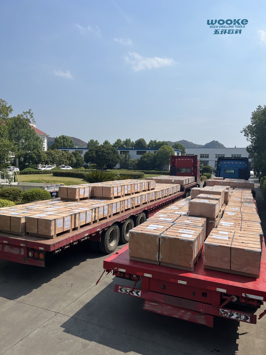 Cyndee4125's tweet image. We finally conquered all the difficulties and finished the work on time!!! 😎😎
#wooke #drilltools #miningbits #drillhammers #quarrysits #micropiledrill #downtheholedrill #rockdrilltools #DTHHammers