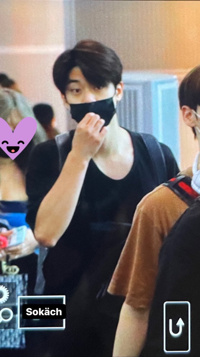 Sokach_kdh's tweet photo. 220826 태국 입국

#AB6IX #에이비식스 #김동현 #KimDongHyun https://t.co/O4Hb1SXprY