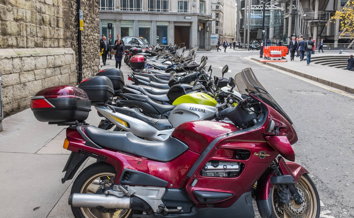 Hackney Council are planning to charge £6 an hour for motorcycle parking, claiming that bikes should be treated equally to cars when it comes to the climate emergency.

Thoughts? 🤔

#motorcycles #ukbikers #london