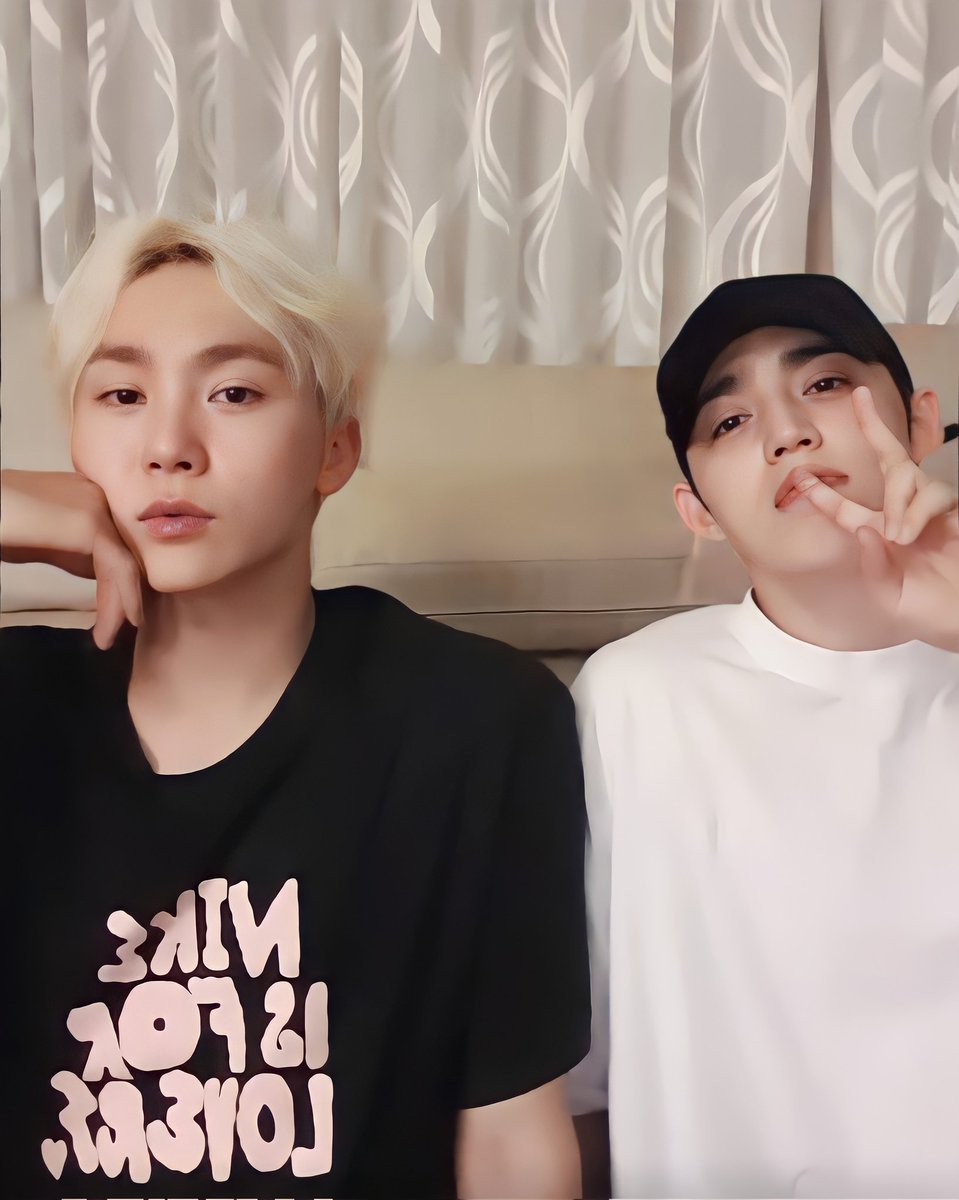 lu_22_carat's tweet photo. HQ pics
220824 SVT Seungkwan Weverse Live '뿌스테라😚'
#세븐틴 #SVT_WORLD #SVT_WORLDTOUR_BETHESUN #SEVENTEEN #에스쿱스 #승관 #승승 #SCOUPS #SEUNGKWAN #CHEOLKWAN https://t.co/a8wM1B4Uzd