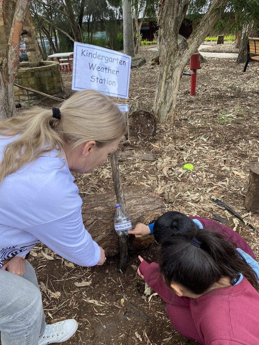 Ryan8Kellie's tweet photo. Kindergarten had so much fun creating our own weather station today and finding the perfect location for it. #capturecurran #lovewhereyoulearn @NSWEducation https://t.co/K27FGU0r9p